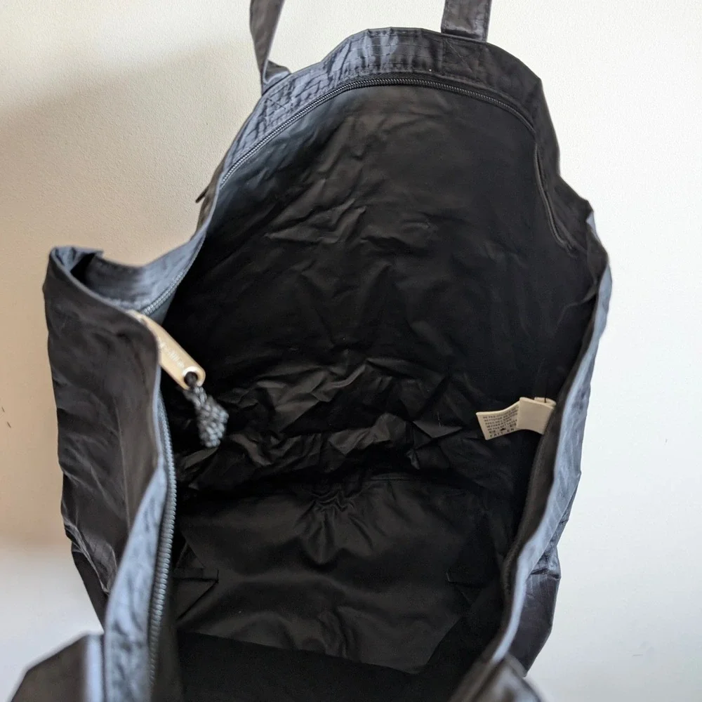 Baggallini Black Ripstop Nylon Foldable Travel Tote Bag with Zippered Bottom